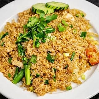 Thai Fried Rice serving 5 people